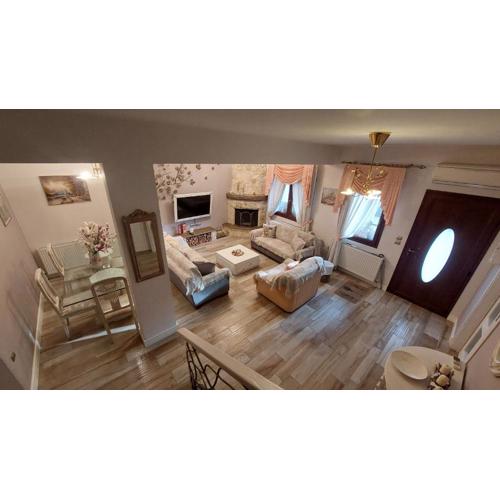 Lux Center Apartment