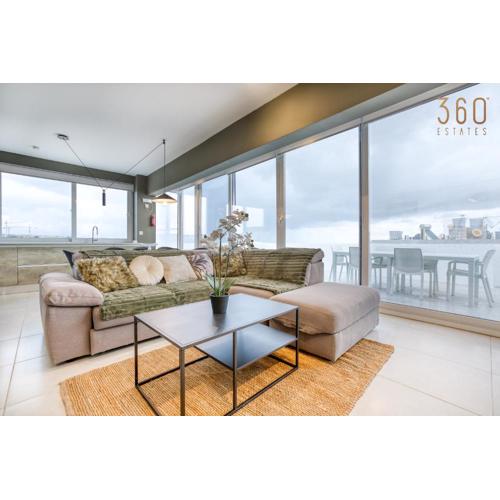 LUX Duplex Penthouse w/ Expansive Rooftop Terrace by 360 Estates