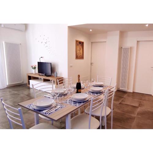 Lux Family Apartment