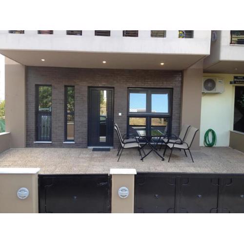 LUX groundfloor apartment in coastal N.Michaniona