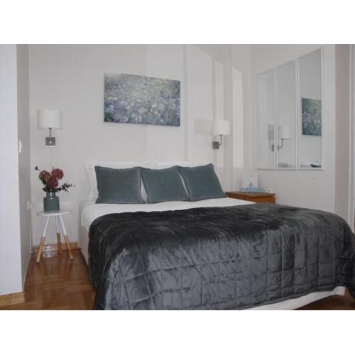 Lux Studio Apartment at Kolonaki