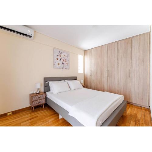 Lux & Style 75sqm with Private Parking in Athens