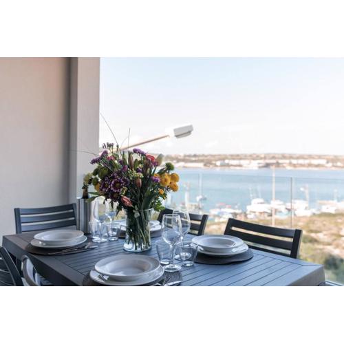 Luxe 3br Melliehabay Stunning Terrace By Homely
