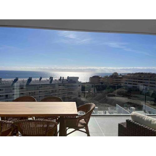 Luxe Coast Views-Reserva del-Higuerón-Pool & Sea