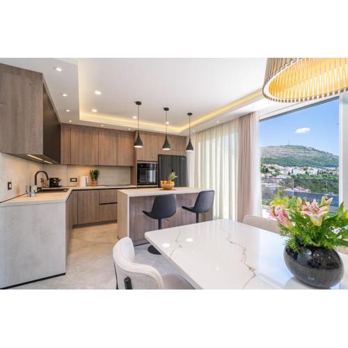 Luxumbra Apartment Dubrovnik with terrace and free parking