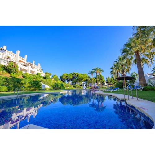 Luxurious 3-Bedroom Penthouse in Los Monteros Marbella