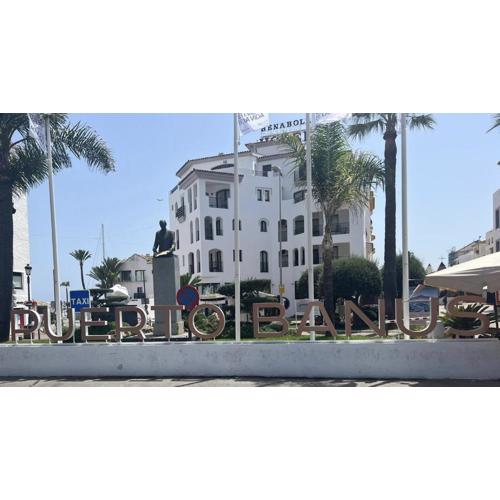 Luxurious apartment in Puerto Banus Marbella