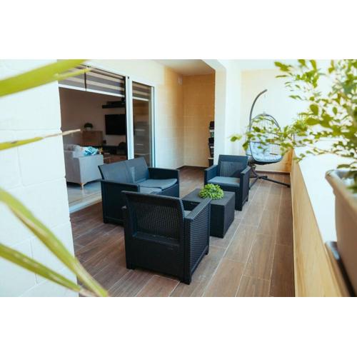 Luxurious Gozo Apartment, Qala