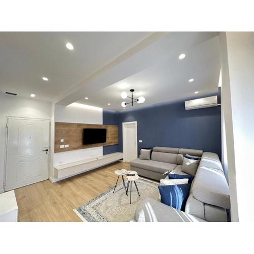 Luxurious seaside apartment