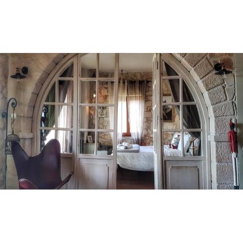Luxurious Stone House in Elani