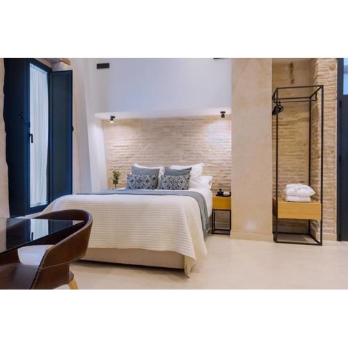 Luxurious studio with Jacuzzi in Casa Pilatos