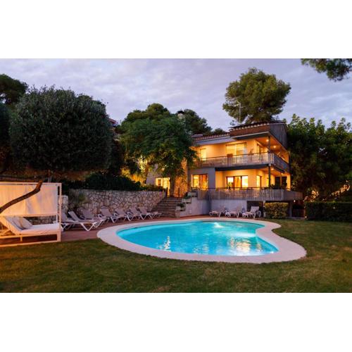 Luxurious Villa La Paz: Beach, Port Aventura Golf