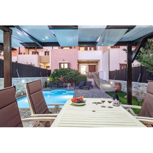 Luxurious Villa with Private Pool