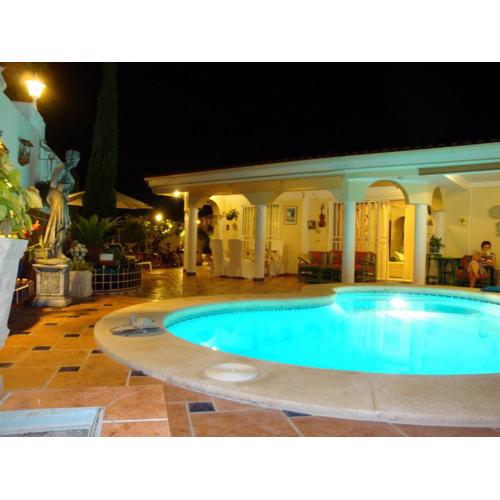 Luxurious Violet Villa
