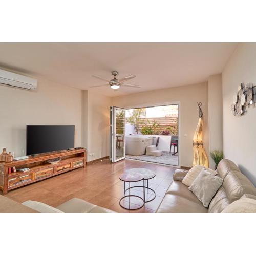 Luxury 1st floor apartment in Nerja