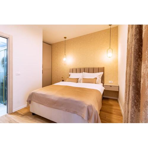 Luxury 2 bedroom-2 bathroom Apartment with Rooftop TERRACE & Luxury Studio App