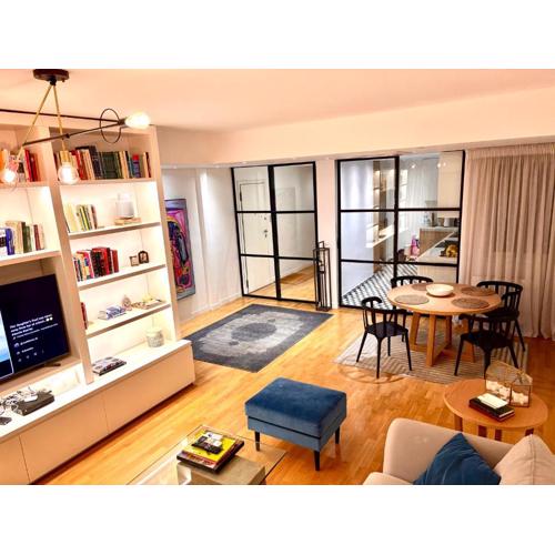 Luxury 2 bedroom 2 bathroom flat in Kolonaki !