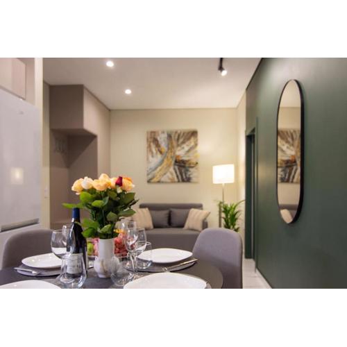 Luxury 2 bedroom apt in Athens center