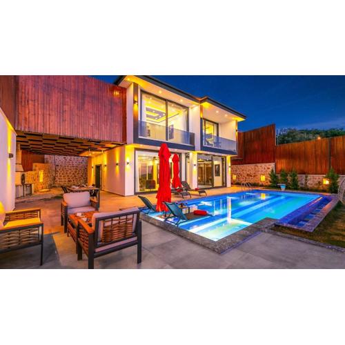 Luxury 2 Bedroom Villa - 1600