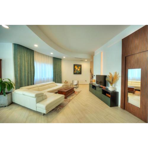 Luxury 2 bedroom with large outdoor & jacuzzi JBAS1-1