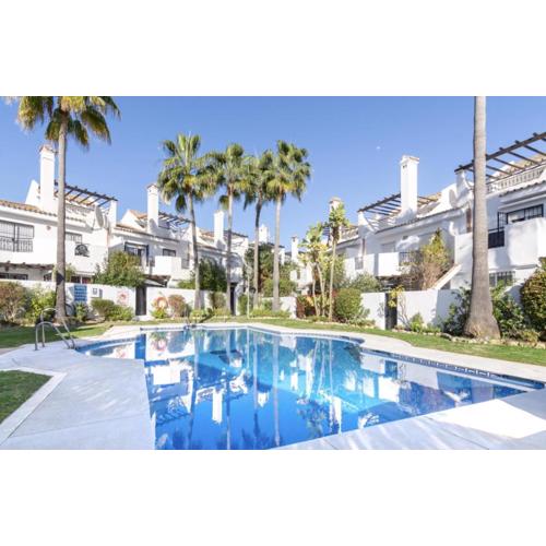 Luxury 3 Bed Townhouse in Puerto Banus Marbella
