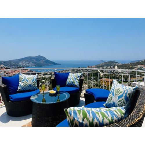 Luxury 3 bedroom Villa in Kalkan with Sea Views