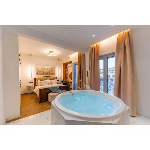 Luxury 4Bdrm Penthouse with Jacuzzi near Acropolis