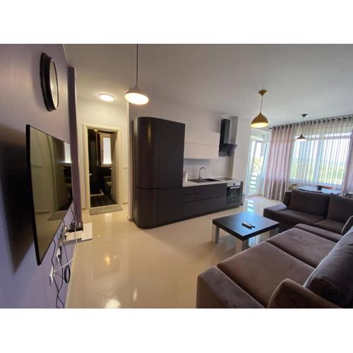 Luxury Apartament GJIRI LALEZIT