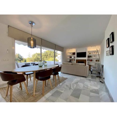 Luxury Apartm Brand newSwimming PoolGolf Beach