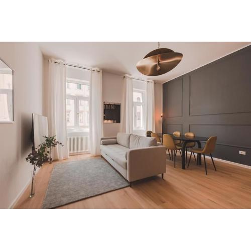 Luxury Apartment - 8 person - Centro Storico Trieste