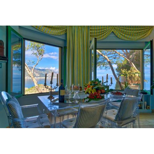 Luxury Apartment and Charm Sea View Isola Bella
