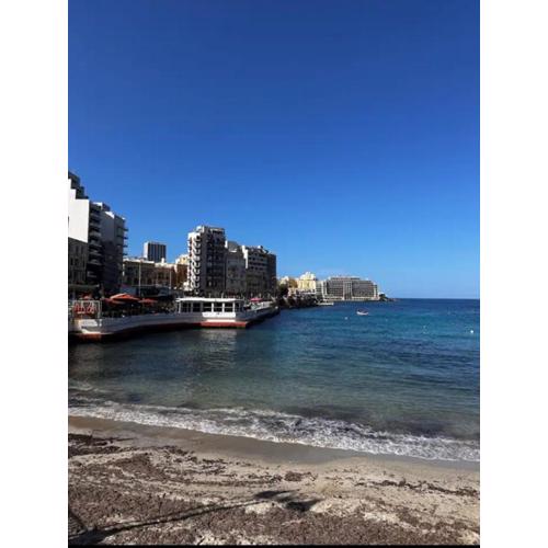 Luxury Apartment in Sliema Beach