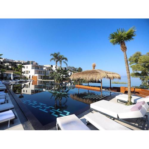 Luxury Apartment Marina Bay Resort Vlore