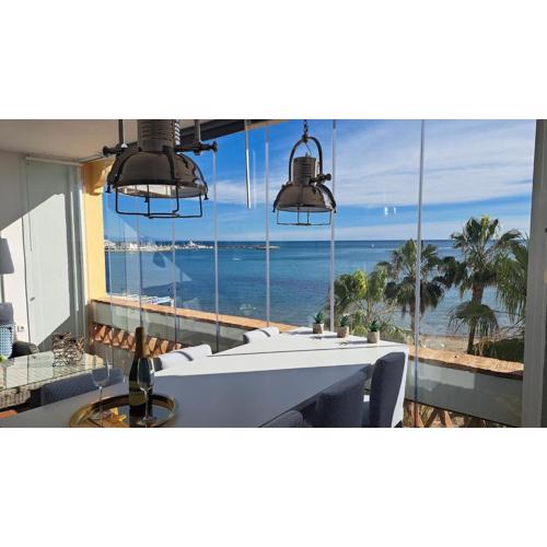 Luxury apartment near the sea