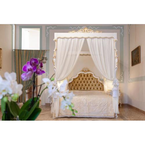 LUXURY APARTMENT PESARO PAPAFAVA