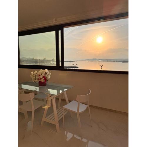 Luxury apartment sea view Olbia center