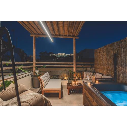 Luxury Apartment with Acropolis View Terrace and Jacuzzi - Living Stone Moonstone
