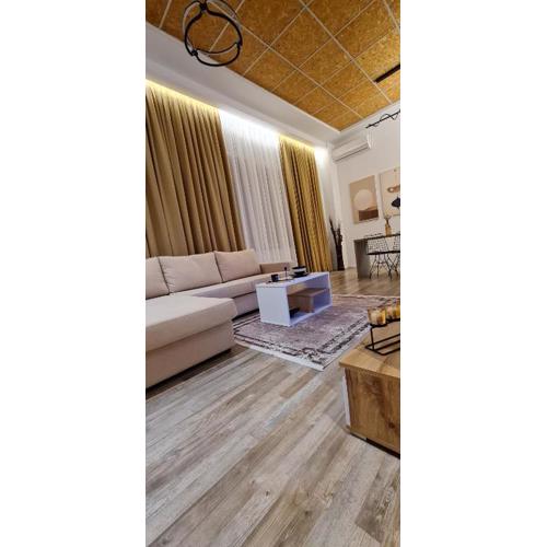 LUXURY APARTMENT