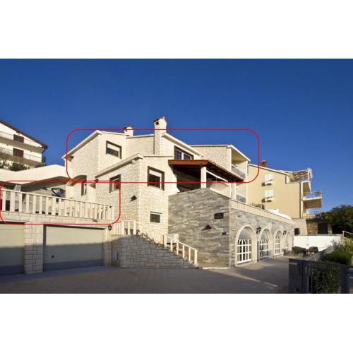 Luxury apt w pool 3 balconies terrace & sea view