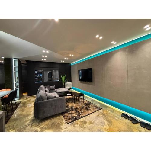 Luxury Boutique Apartment / Komuna Parisit / near to Tirana Lake