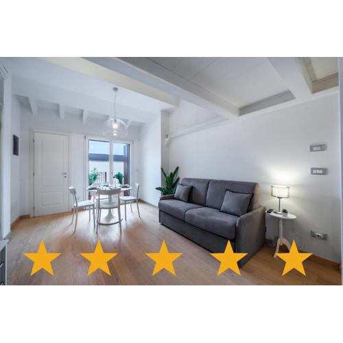 LUXURY FLAT and FREE PARKING