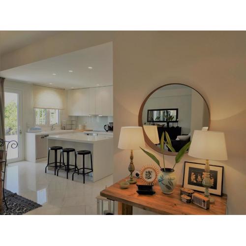 Luxury Garden Apartment Glyfada