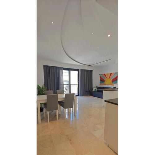 Luxury Garden view at Spinola Bay St Julians