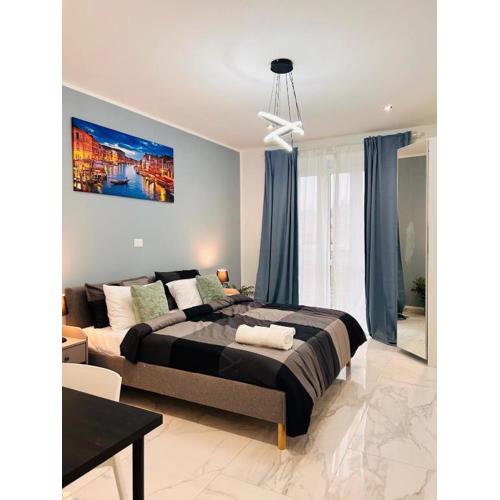 Luxury Hostel BnB Room - Vicino Torino Centro Metropolitana