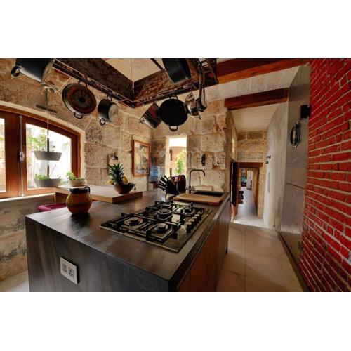 Luxury House of Character Golden Bay/Manikata.