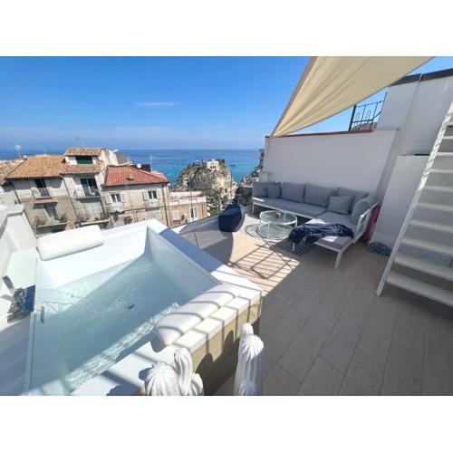 Luxury in the heart of Tropea- Residenza AquaLaguna