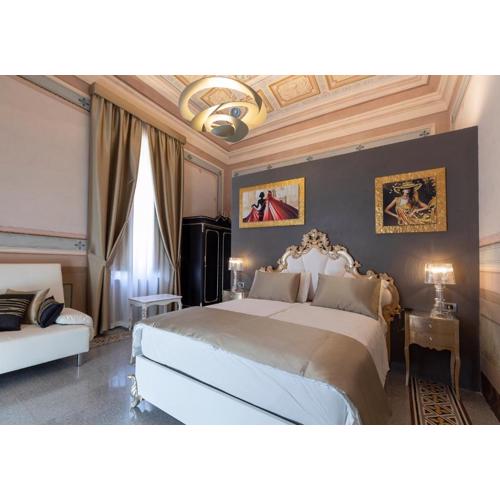 Luxury Liberty House