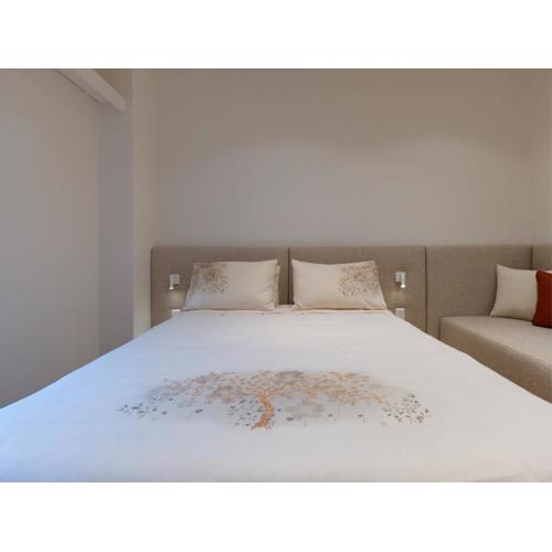 Luxury Living-Suite 5