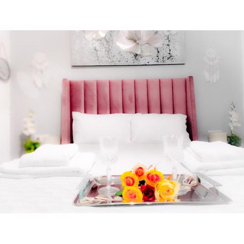 LUXURY MODERN APARTMENT LARiSA!!