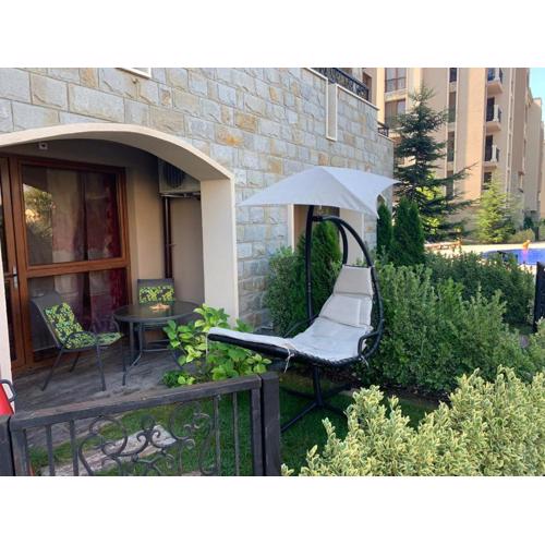 Luxury Orchid apartment with a garden in a private hotel complex Cascadas Bulgaria